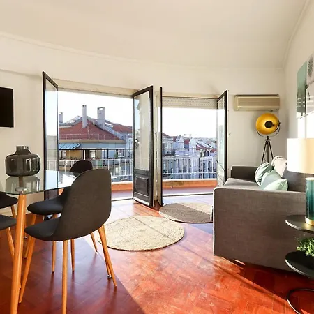 Marques Balcony By Homing Apartment Lisbon